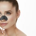 How to Remove Blackheads on Nose: Effective Home Treatments