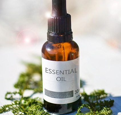 How to Use Essential Oils for Skin Care
